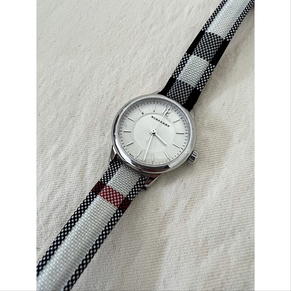 Burberry Watch - Picture 6 of 13